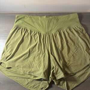 Lululemon Nulu and Mesh High-Rise Yoga Short 3.5" size 10, Bronze Green